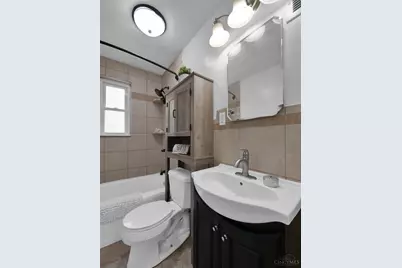 1054 Grayview Court, Cincinnati, OH 45224 - Photo 21