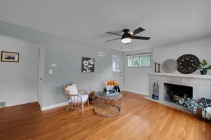 1054 Grayview Ct, Cincinnati, OH 45224 - Photo 5