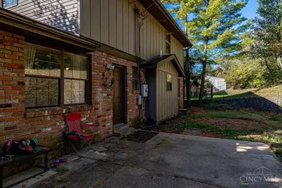 672 Glenway Drive, Hamilton, OH 45013 - Photo 27