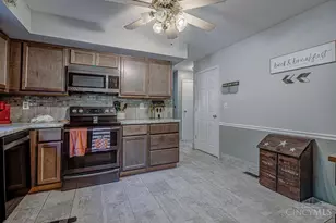 672 Glenway Dr, Hamilton, OH 45013 - Photo 13