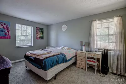 672 Glenway Drive, Hamilton, OH 45013 - Photo 21