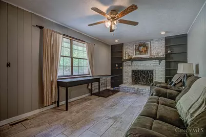 672 Glenway Drive, Hamilton, OH 45013 - Photo 15