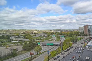 353 W 4th St, Cincinnati, OH 45202 - Photo 23