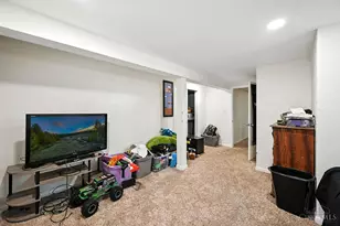 1047 Magie Ave, Fairfield, OH 45014 - Photo 19