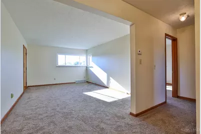 82 Brookwood Avenue #D16, Hamilton, OH 45013 - Photo 7