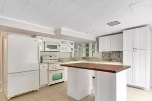 5900 Donjoy Dr, Blue Ash, OH 45242 - Photo 15