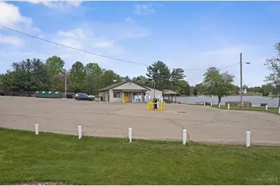 219 Schlitz Dr, Perry Township, OH 45118 - Photo 29