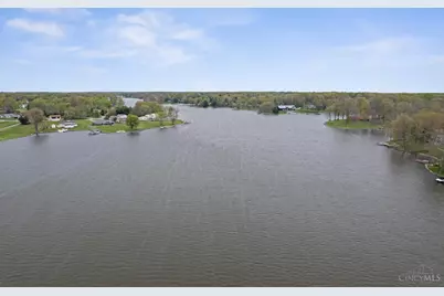 219 Schlitz Dr, Perry Township, OH 45118 - Photo 27