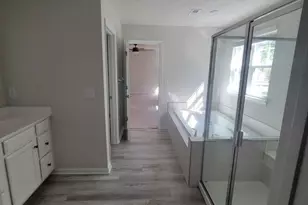 2459 Streamside Dr, Batavia Township, OH 45103 - Photo 11