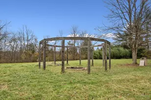 1640 Lindie Ln, Goshen, OH 45122 - Photo 7