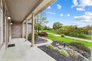 5416 Chancellor Ln, Hamilton Township, OH 45152 - Photo 5