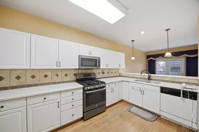 943 Weninger Circle, Cincinnati, OH 45203 - Photo 17