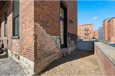 1508 Pleasant Street #102, Cincinnati, OH 45202 - Photo 25