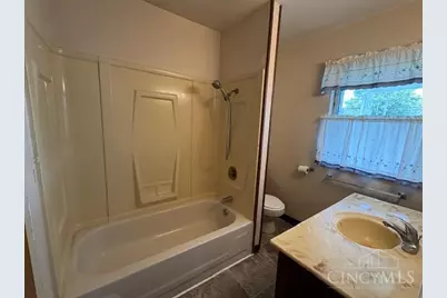 285 S Howard Street, Sabina, OH 45169 - Photo 9