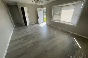 10908 Tangleberry Ct, Springfield Township, OH 45240 - Photo 3