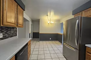 3474 Oakmeadow Ln, Colerain Township, OH 45239 - Photo 9