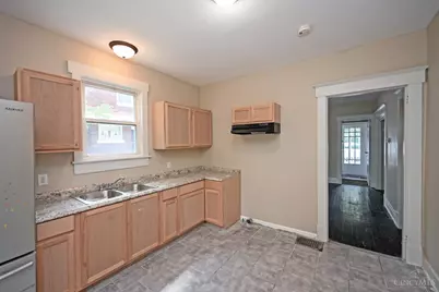 2504 Forthmann Place, Cincinnati, OH 45211 - Photo 11