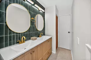 2730 Bristol Hill Ct, Cincinnati, OH 45239 - Photo 17