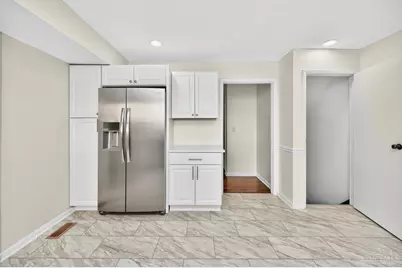 2730 Bristol Hill Court, Cincinnati, OH 45239 - Photo 9