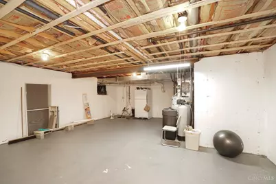 945 Loveland Miamiville Road, Miami Township, OH 45140 - Photo 39