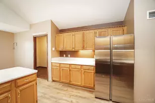 945 Loveland-Miamiville Rd, Miami Township, OH 45140 - Photo 9