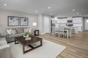 5825 Walden Spgs Dr, Fairfield Township, OH 45011 - Photo 3