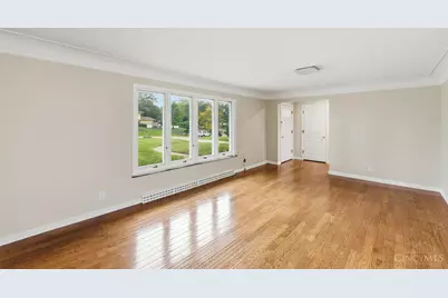 10489 Cinderella Drive, Montgomery, OH 45242 - Photo 5