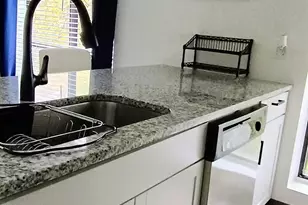 2121 Sutton Ave, Cincinnati, OH 45230 - Photo 13