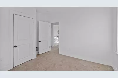 3635 Barberry Avenue, Cincinnati, OH 45207 - Photo 25