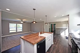 4218 Zagar Dr, Union Township, OH 45245 - Photo 15