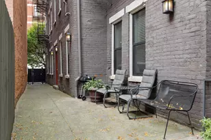 1406 Republic St, Cincinnati, OH 45202 - Photo 3