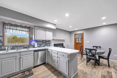 2464 Oxford Middletown Road, Milford Township, OH 45013 - Photo 11