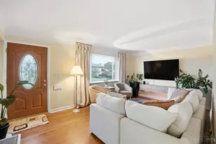 540 Morrvue Dr, Delhi Township, OH 45238 - Photo 7