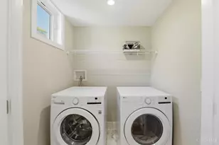 2636 Riverside Dr, Cincinnati, OH 45202 - Photo 15