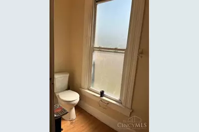1011 Seton Avenue, Cincinnati, OH 45205 - Photo 9