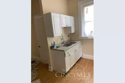 1011 Seton Avenue, Cincinnati, OH 45205 - Photo 7