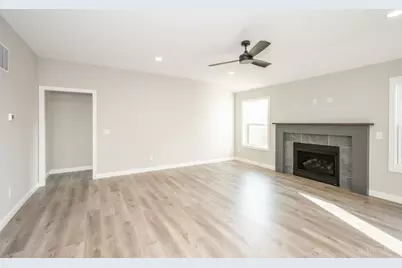 1319 Peregrine Way, Hamilton, OH 45013 - Photo 17