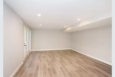 1319 Peregrine Way, Hamilton, OH 45013 - Photo 39