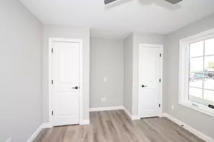 1319 Peregrine Way, Hamilton, OH 45013 - Photo 31