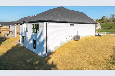 1319 Peregrine Way, Hamilton, OH 45013 - Photo 49