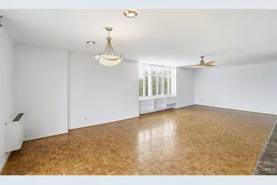 2324 Madison Road #403, Cincinnati, OH 45208 - Photo 9