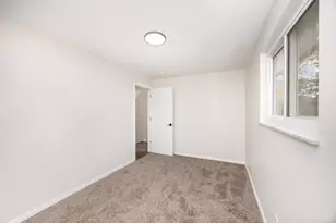 6893 Newbridge Dr, Colerain Township, OH 45239 - Photo 9