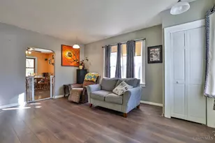 1326 Beacon St, Anderson Township, OH 45230 - Photo 7