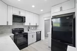 36 Timberline Ct, Cleves, OH 45002 - Photo 13