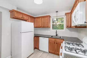 6045 Elbrook Ave, Golf Manor, OH 45237 - Photo 9