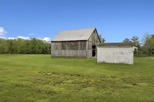 10702 Smoky Row Rd, Scott Township, OH 45121 - Photo 15