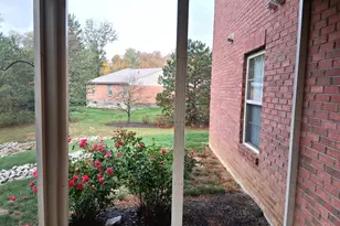 5320 Meadow Walk Ln, Green Township, OH 45247 - Photo 17