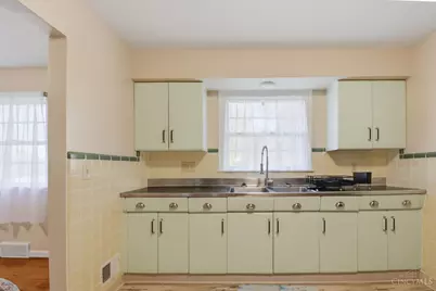 44 Baker Avenue, Saint Bernard, OH 45217 - Photo 11