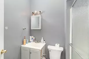 4033 W Liberty St, Cincinnati, OH 45205 - Photo 17