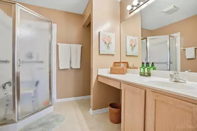 8444 Waterleaf Lane, West Chester, OH 45069 - Photo 13